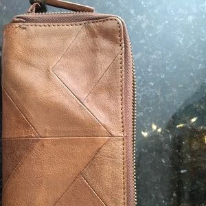 Lucky brand brown leather wallet